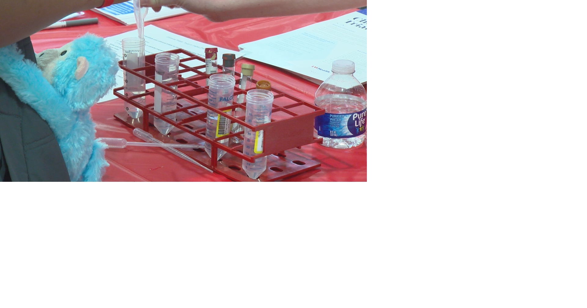 UW Carbone Cancer Center opens doors to public for annual research open house