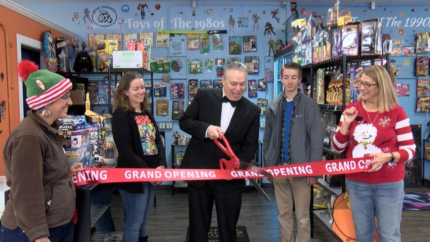 New, vintage collectible toys focus of new store in Wallingford