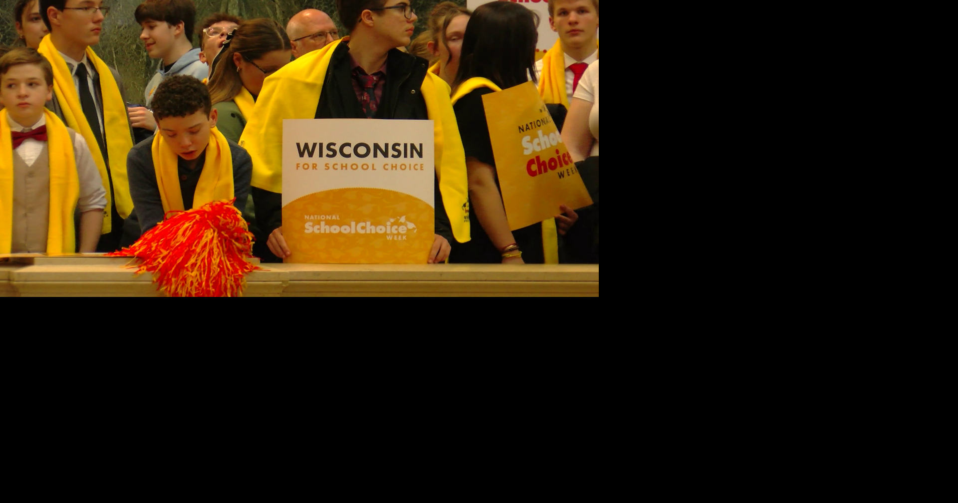 Proponents of school choice rally at the Capitol | News | wkow.com
