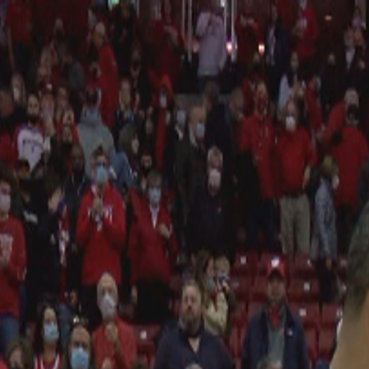 Michigan coach Juwan Howard hits Wisconsin assistant ...