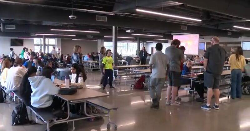 Middleton High School students build friendships through Best Buddies Club