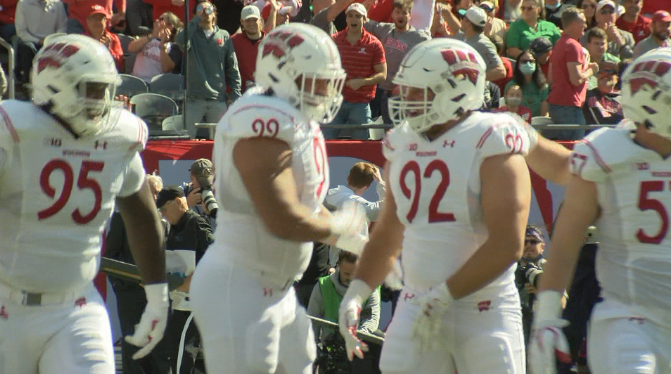 Ex-Badger Matt Henningsen, now with Broncos, on UW brain-science team