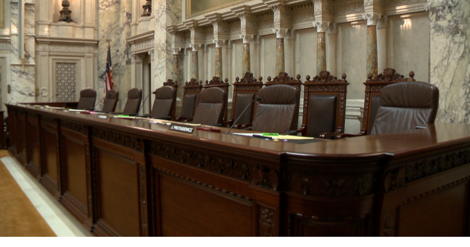 Dane County Circuit Judge Susan Crawford announces campaign for