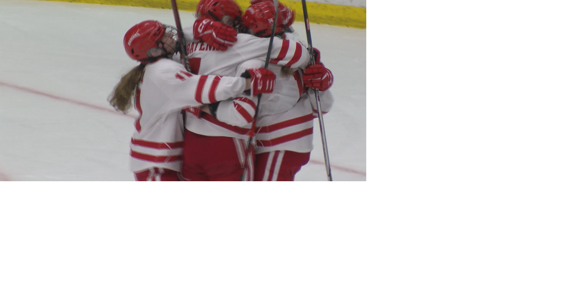Wisconsin women's hockey wins WCHA championship with 4-3 victory over Minnesota