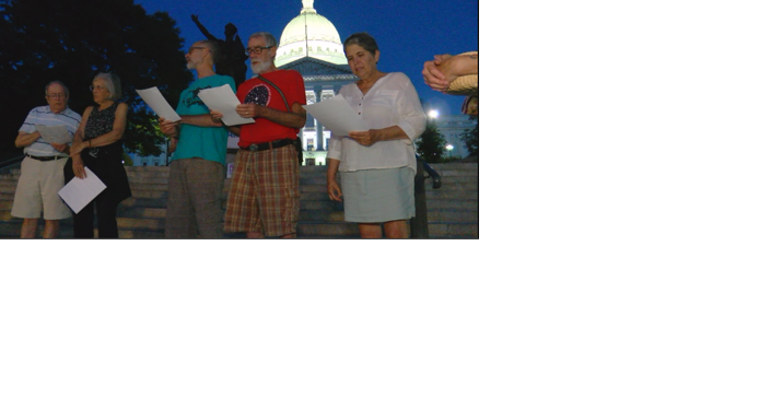 Candlelight vigil for peace in Ukraine held at Wisconsin state capitol - Vimarsana News
