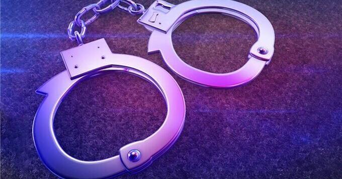 Janesville parents arrested after child dies in bathtub