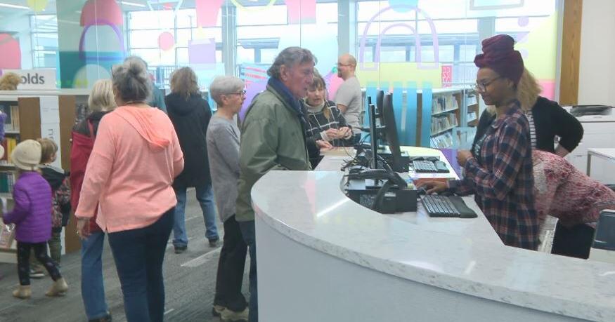 Pinney Library opens in new location | Archive | wkow.com