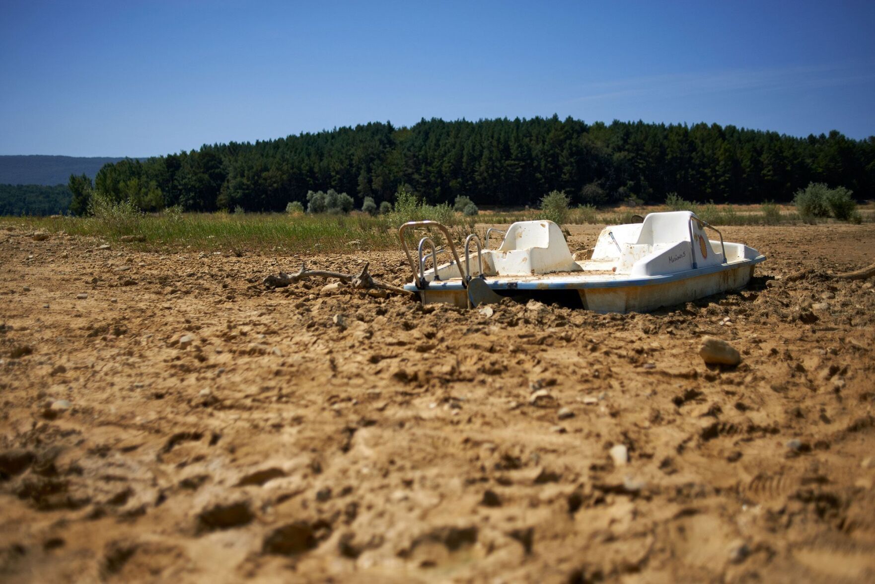 18 Bodies Found As Fires Rage In Greece And Europe Suffers Another Heat ...