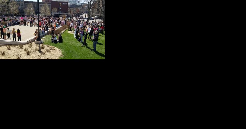 Protesters stage abortion access rally at Capitol - Vimarsana News