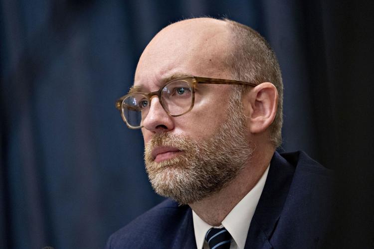 📺 Hidden-camera video shows Project 2025 co-author discussing his secret work preparing for a second Trump term (cnn.com)