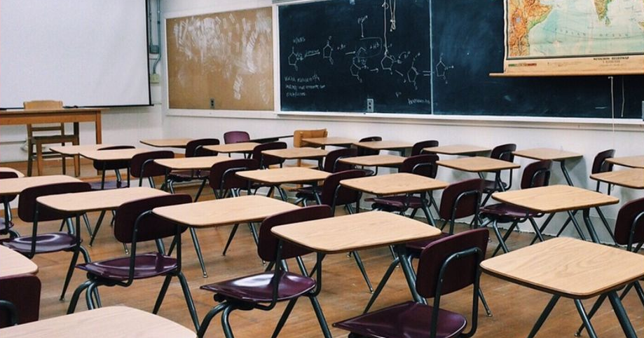 New Hartford Superintendent Disagrees With Parents Pushing to Keep Class Sizes Under 20 Students - Vimarsana News