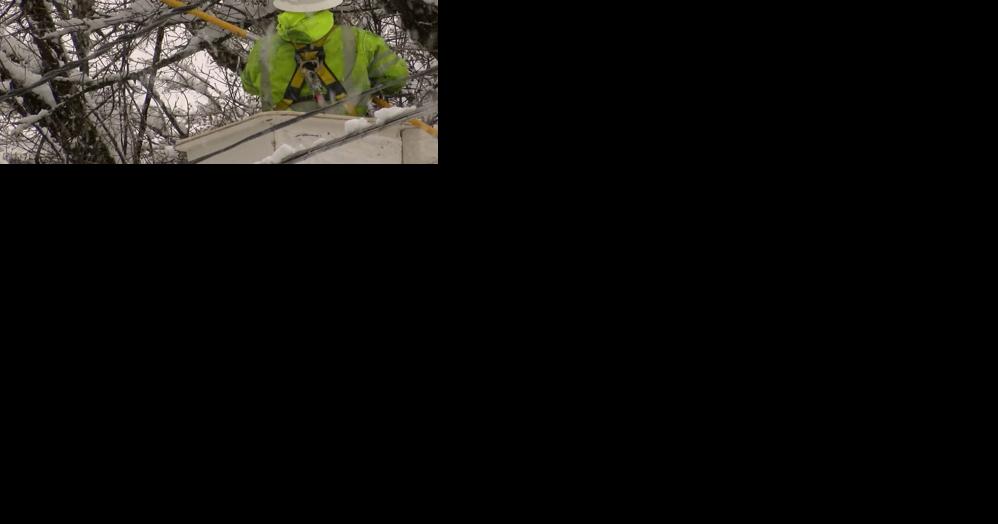 Crews continue to work on restoring power to thousands across the Mohawk Valley - Vimarsana News