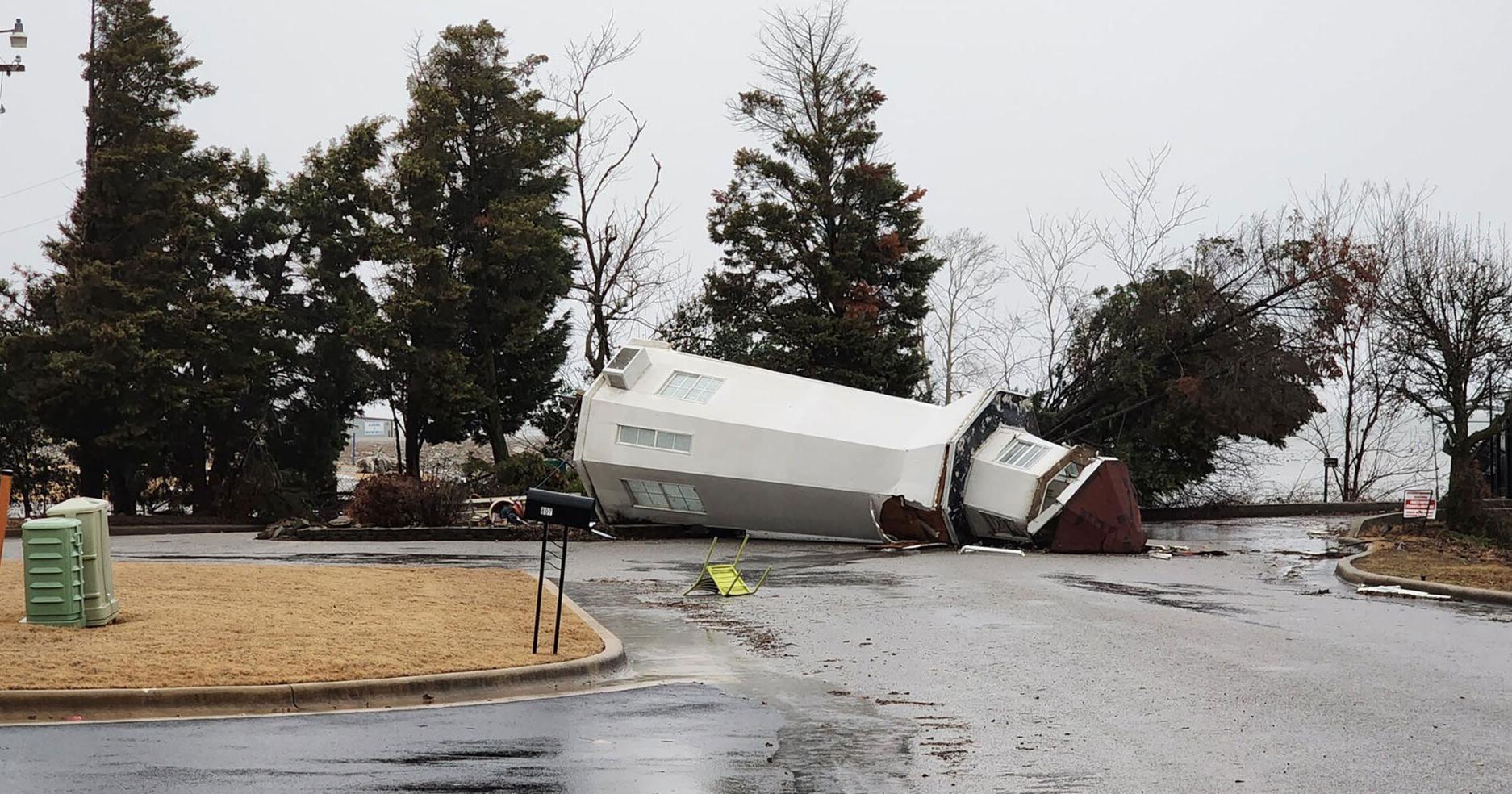 Governor says 6 people are dead in Alabama after severe storms and more than 2 dozen tornadoes hit Southeast - Vimarsana News