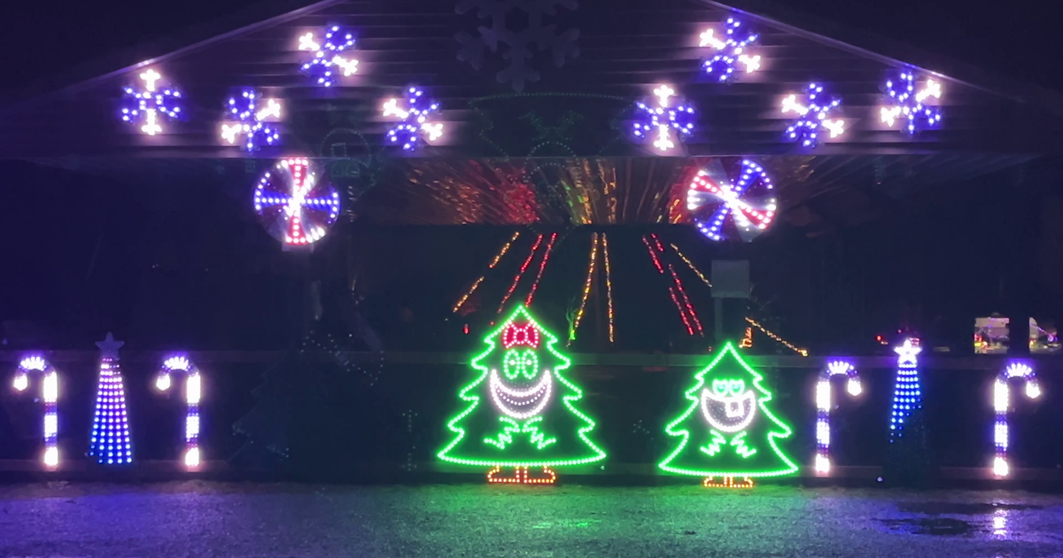55 Light Displays Illuminate Kirkland Town Park for Clinton Fire Dept ...