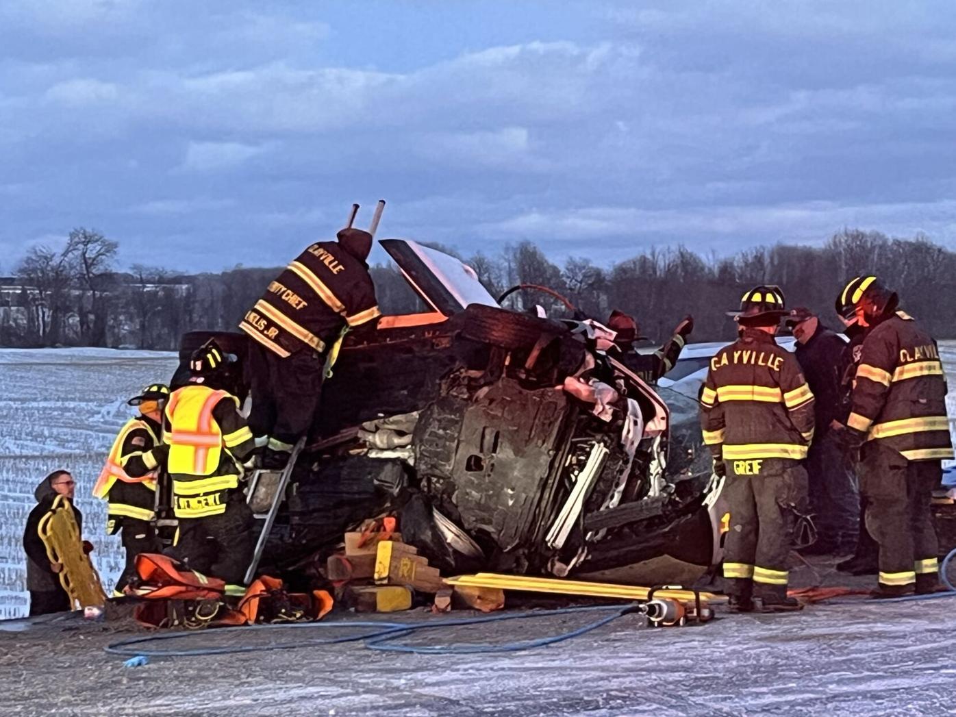 Driver airlifted from two-truck crash on Thruway in Seneca County, image size:1396x1047