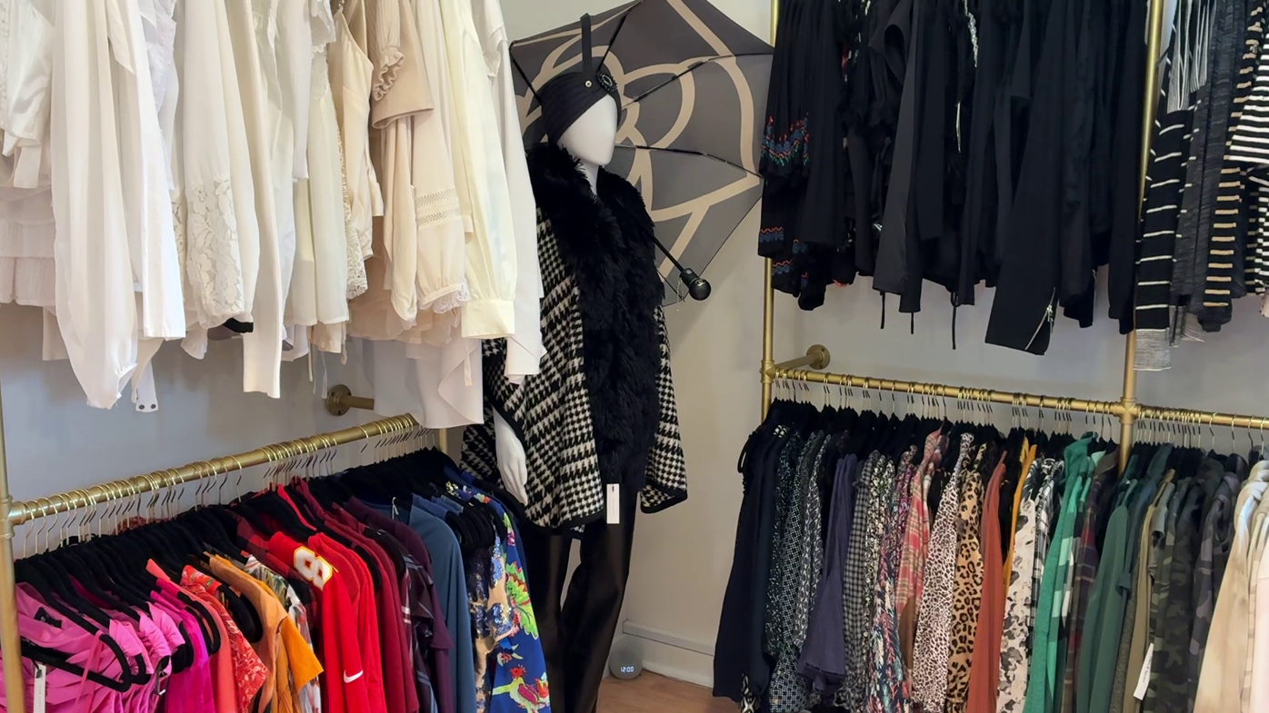 Dress for Success: 'Closet Boss' Makes Fashion Accessible | Local Business | wktv.com Dress for Success: 'Closet Boss' Makes Fashion Accessible | Local Business | wktv.com
