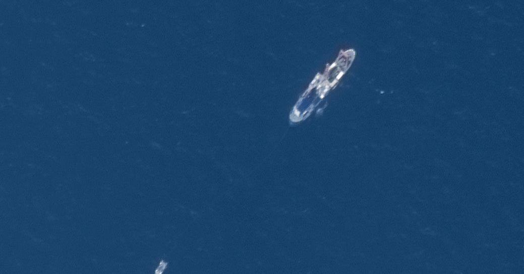 Titanic-bound submersible suffered 'catastrophic implosion,' killing all 5 on board, US Coast Guard says | News - Vimarsana News