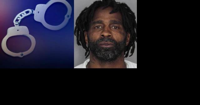 Utica police seize illegal gun while executing arrest warrant - Vimarsana News