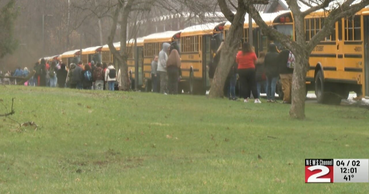 The Latest: Bomb Threat Forces Evacuation of JFK Middle School in Utica ...
