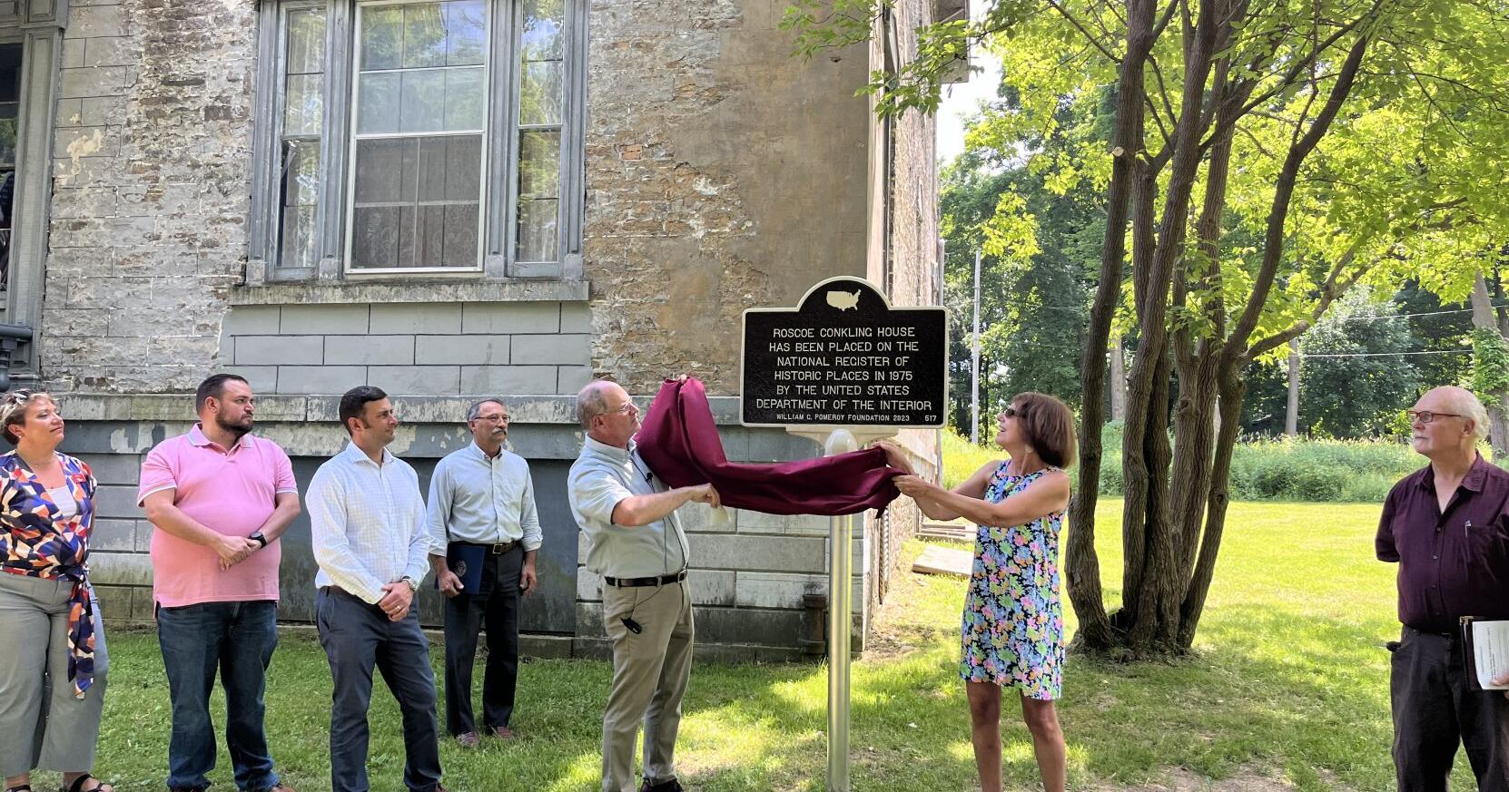 Historical Marker Unveiled For Utica Mansion Built in 1830 - Vimarsana News