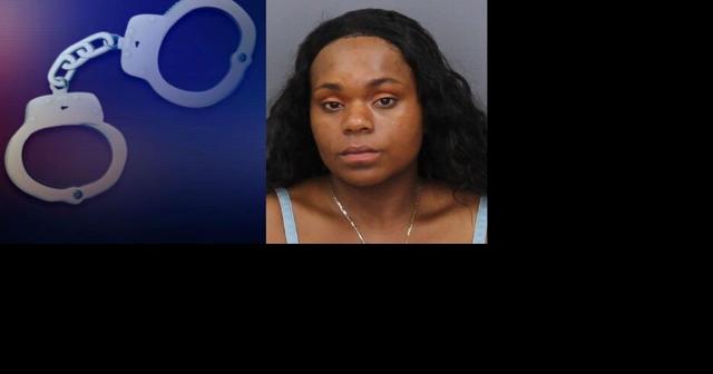 Woman accused of trying to rob Citizens Bank in North Utica - Vimarsana News