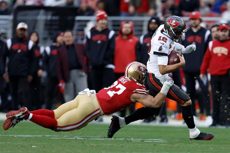 49ers spoil Brady's Bay Area return with 35-7 win vs. Bucs