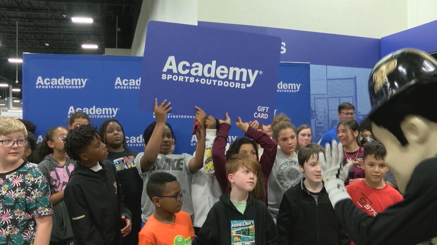 Academy Sports officially opens in Lafayette