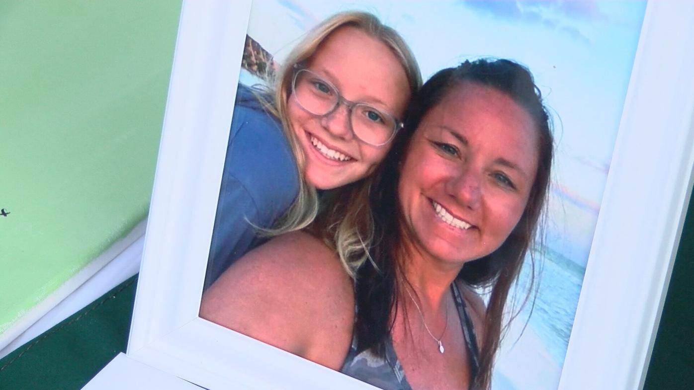 Funeral service held for Stephanie and Mya Thompson | Community | wlfi.com