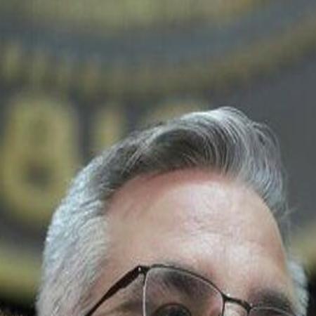 Indiana governor vetoes bill, saying broadband work at risk ...