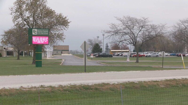 Raises approved for teachers, staff at Benton Community School Corp. |  Local | wlfi.com