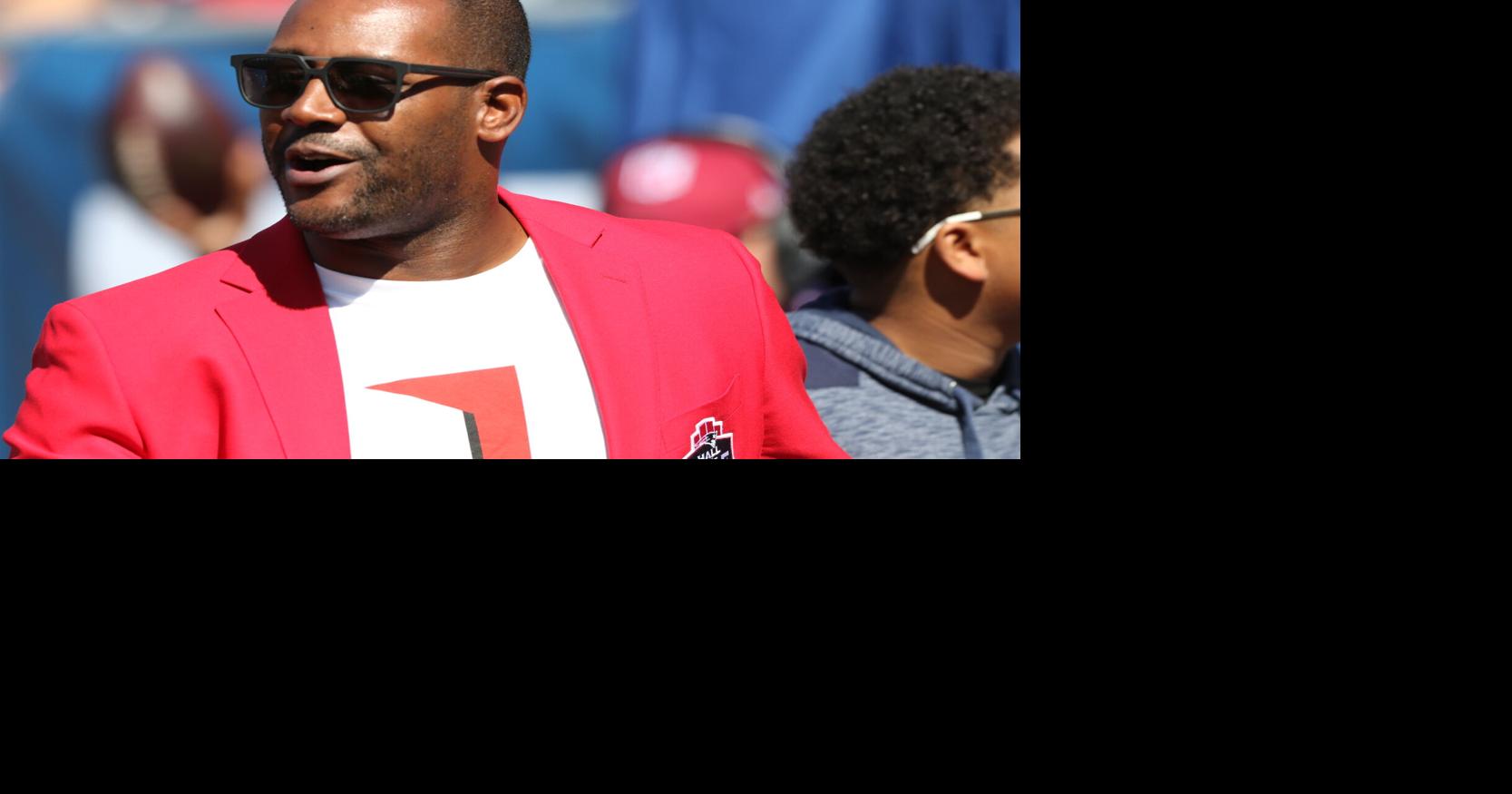 With Seattle lock up their top cornerback, former Patriots All-Pro Ty Law believes it's only a matter of time before New England comes to terms with Christian Gonzalez