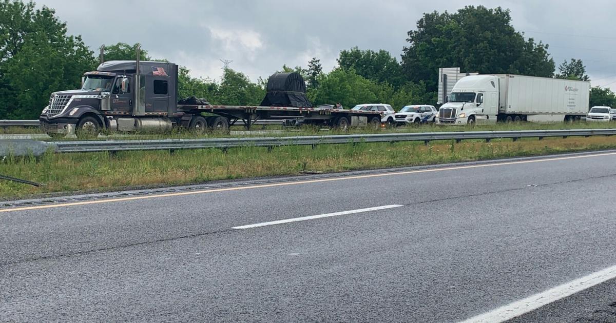 Wreck On I-24 Paducah Ky Today One killed, another injured in multi-vehicle wreck near mile marker 3