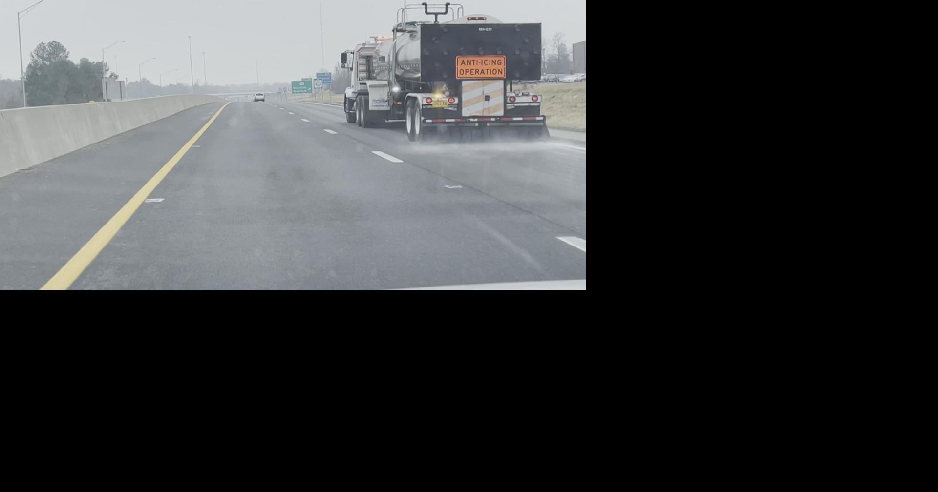 Crews prepare the roads for winter weather | News | WPSD Local 6
