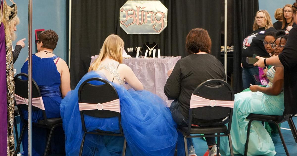 Building Confidence and Sharing Joy Over 100 Local Teens Buy Free Prom Dresses |  News