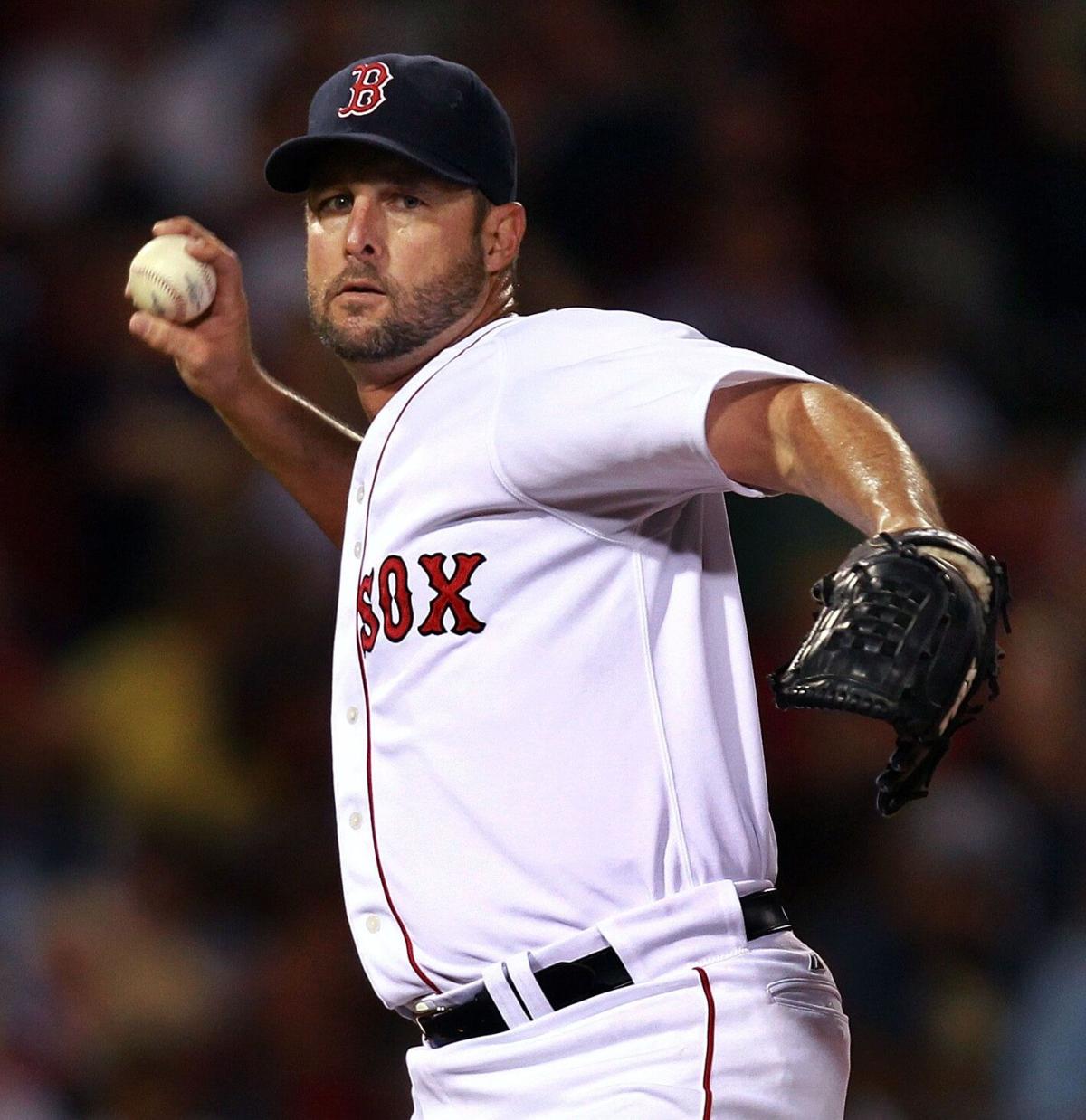 Bleacher Report on X: Former Red Sox pitcher Tim Wakefield has