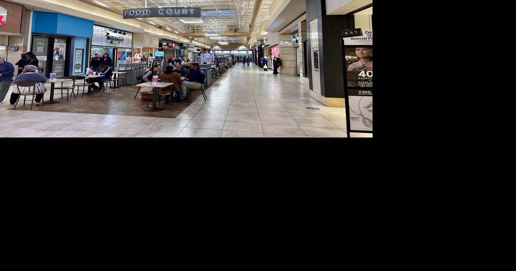 Kentucky Oaks Mall to close early due to weather