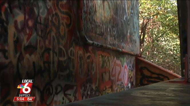 Canal Bridge Graffiti Raises Issues For Inspectors News Wpsd Local 6