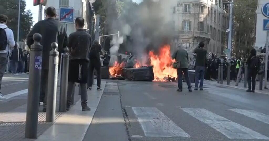 France’s crisis sounds familiar. Is America next?
