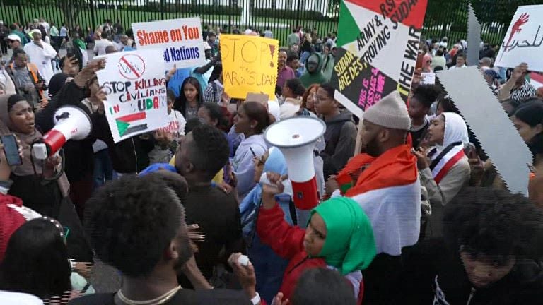 Protesters Gather At The White House To Call For End Of Sudan Violence ...