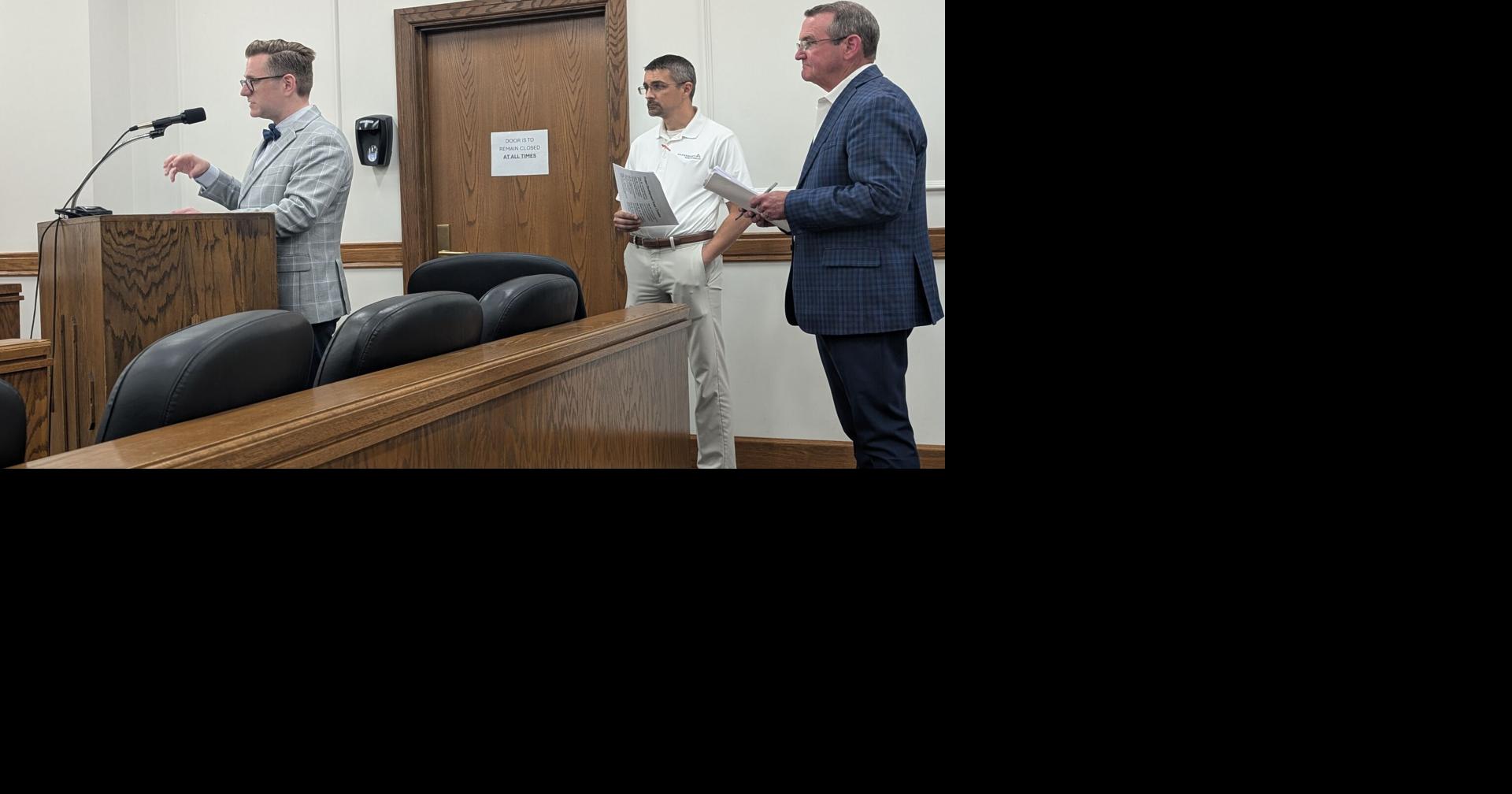 Read MoreMcCracken County Fiscal Court approves $7.5 million convention center renovation contract