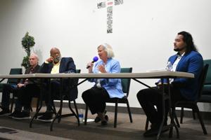 Commission Candidates Discuss Experience and Priorities at Area Town Hall