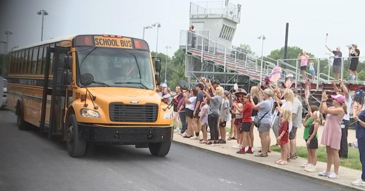 Community sends off McCracken County baseball ahead of State Semifinal matchup