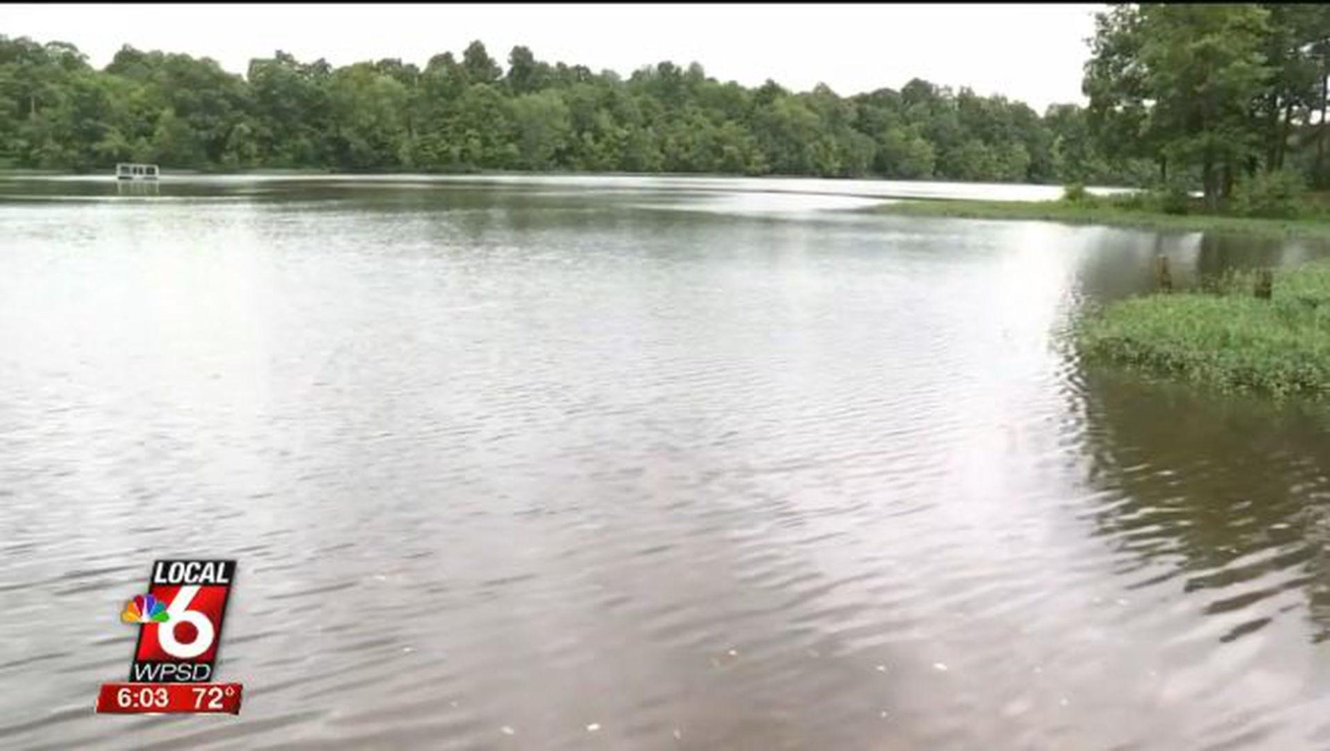 Officials say the water is safe in Marion, Kentucky, despite odor and