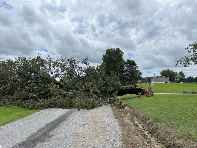 Damage reported after two EF1 tornadoes hit Fulton and Hickman