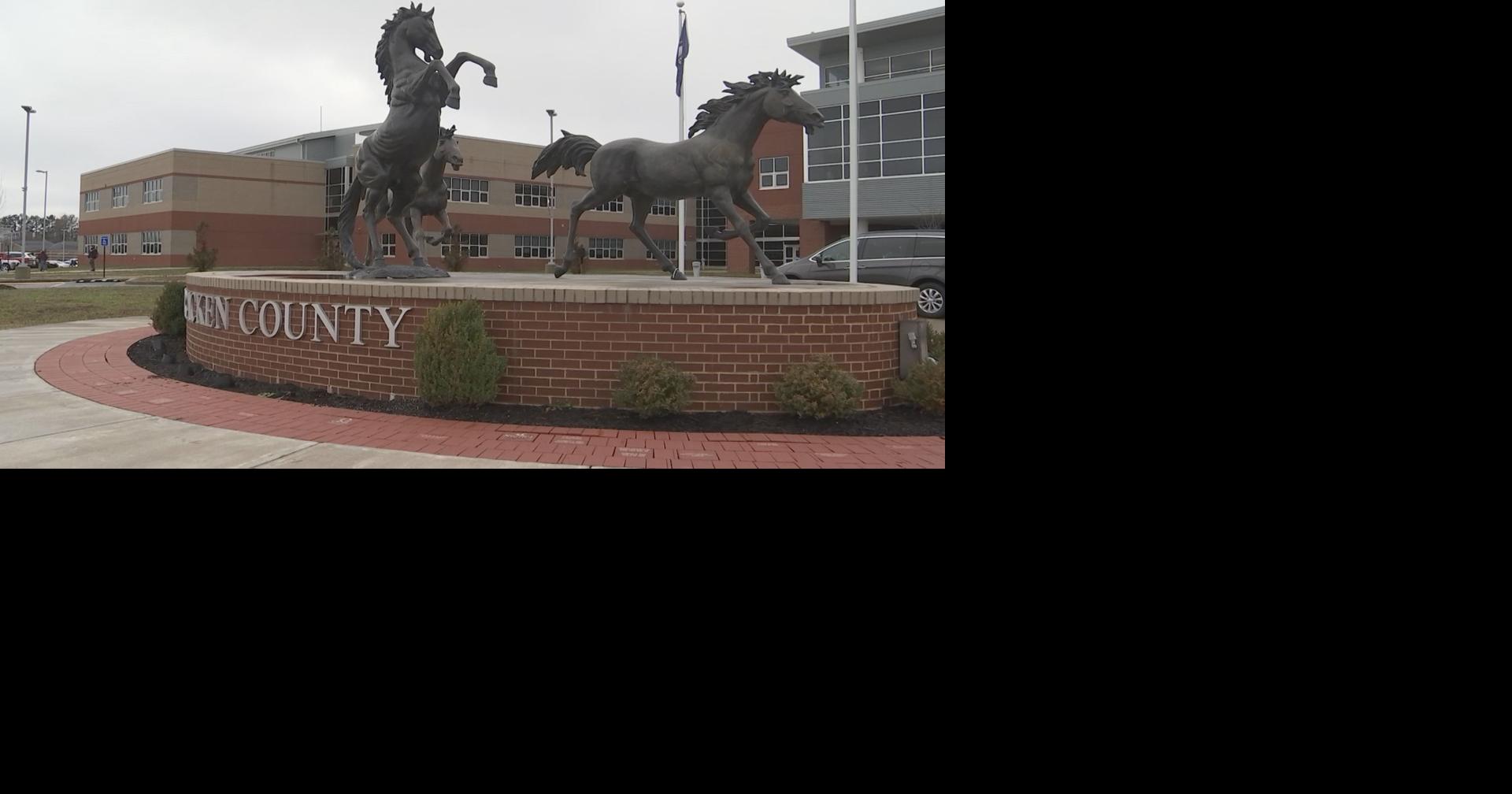 McCracken County Schools to hold four graduation ceremonies