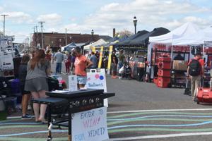 Market Day Vendors Showcase Diverse Offerings at BBQ on the River Event