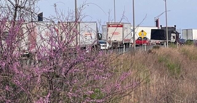 UPDATE: I-24 westbound open at Ohio River Bridge following Friday morning crash