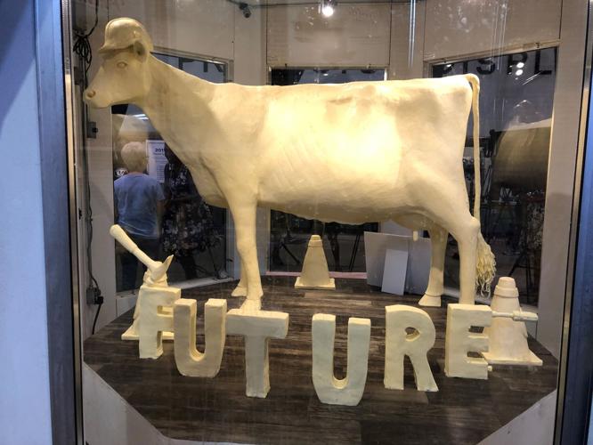 Iconic butter cow to be unveiled Wednesday ahead of Illinois State Fair