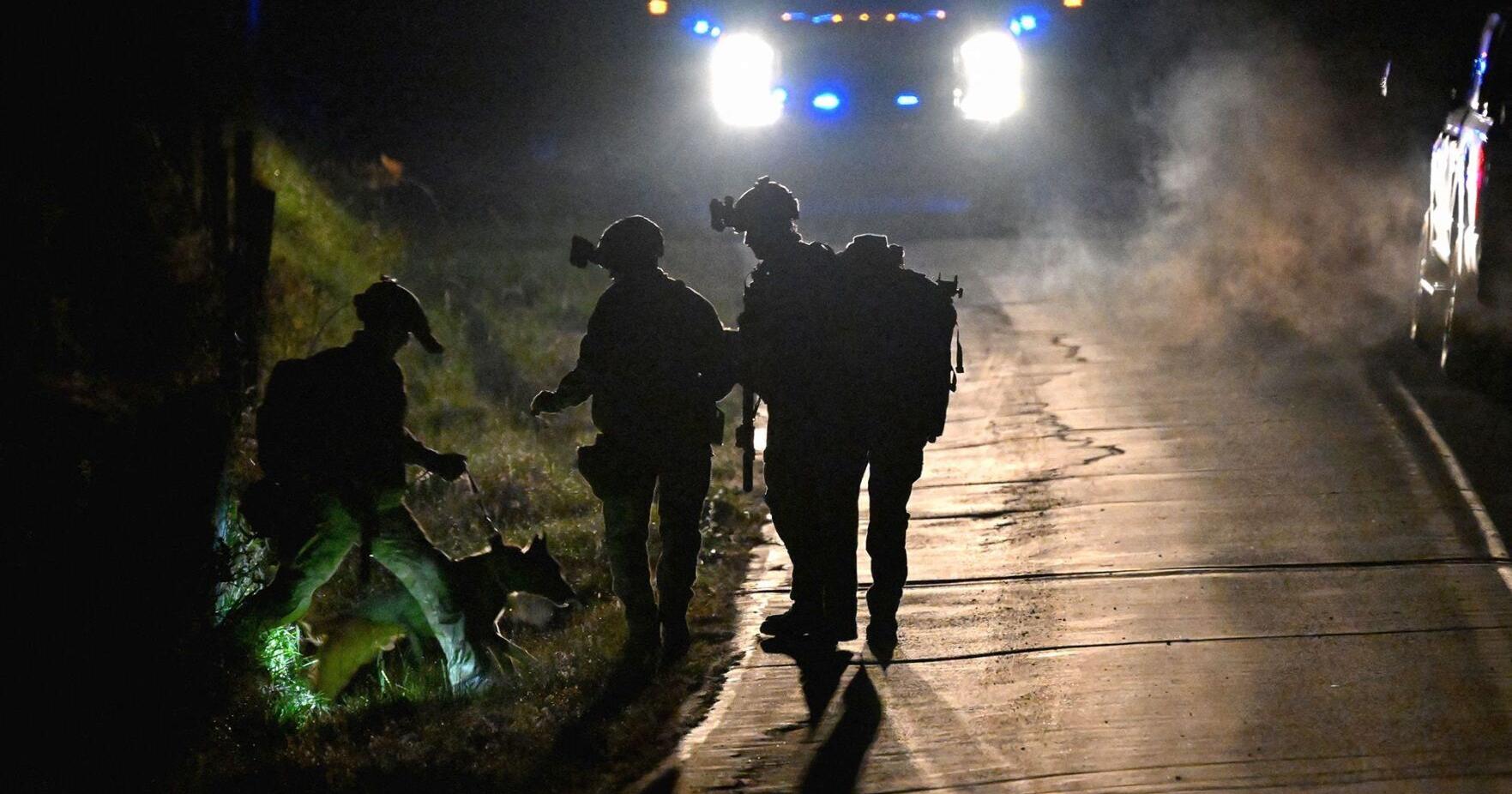 Hundreds of tips pour in about the massacre in Maine, but the gunman who killed 18 people is still at large - Vimarsana News