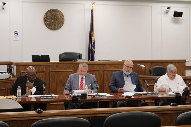 McCracken County commissioners respond to sports park groundbreaking